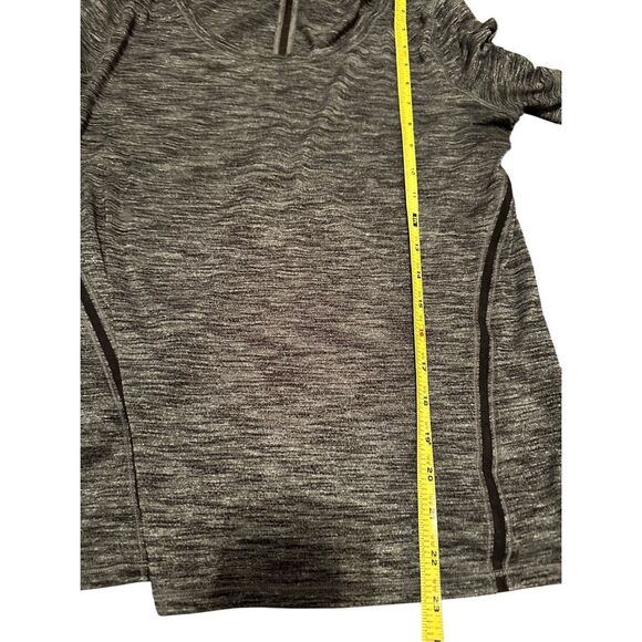 Lululemon active top long sleeve grey sz 8 /medium - Picture 3 of 7